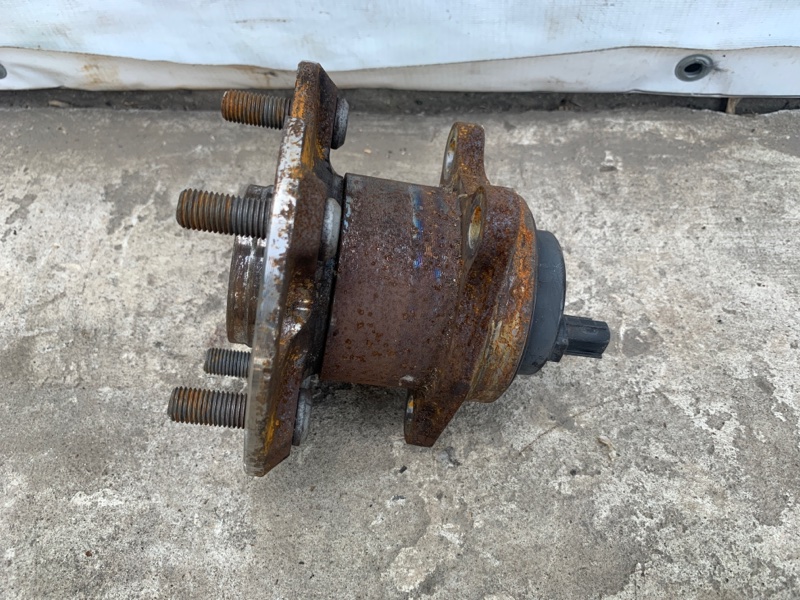 Ступица задняя TOYOTA SIENNA 11-16 Минивэн 3.5L 6 Ступица задняя TOYOTA SIENNA 11-16 Минивэн 3.5L 6