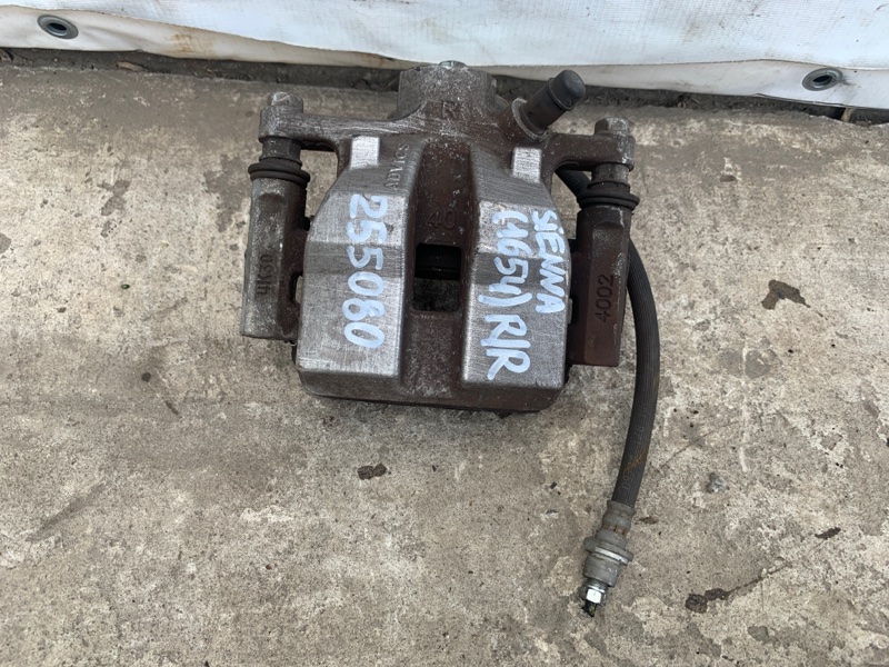 Суппорт тормозной задний правый TOYOTA SIENNA 11-16 2015 Минивэн 3.5L 6 47830-0E070 Б/У