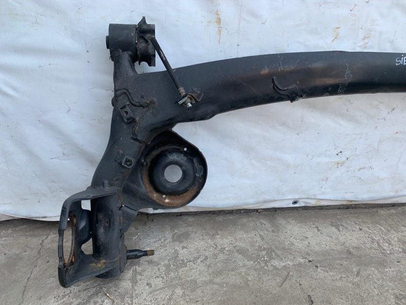 Балка задней подвески SIENNA 11-16 2015 Минивэн 3.5L 6 Балка задней подвески SIENNA 11-16 2015 Минивэн 3.5L 6