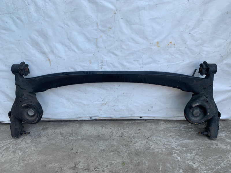 Балка задней подвески SIENNA 11-16 2015 Минивэн 3.5L 6 Балка задней подвески SIENNA 11-16 2015 Минивэн 3.5L 6