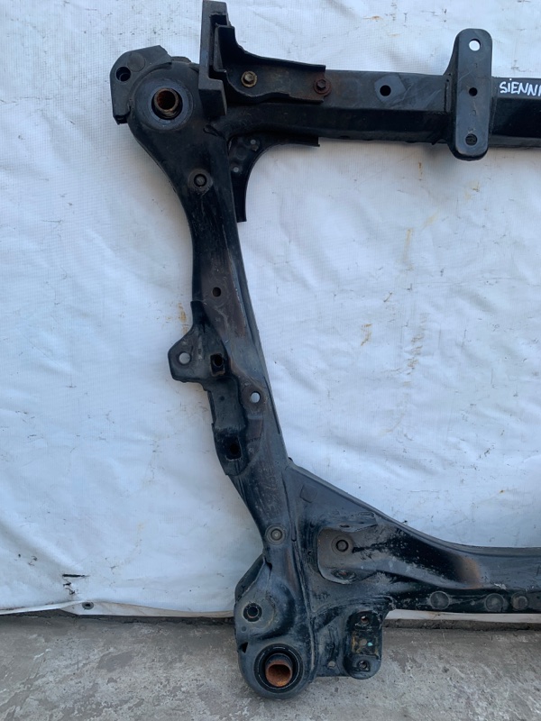 Балка передней подвески TOYOTA SIENNA 11-16 Минивэн 3.5L 6 Балка передней подвески TOYOTA SIENNA 11-16 Минивэн 3.5L 6