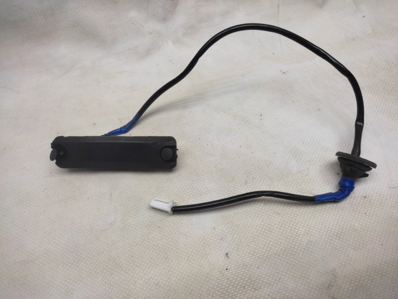 Кнопка открывания багажника наружная LEXUS GS350 GS300 05-11 2008 Седан 3.5 84840-30230-C0 Б/У