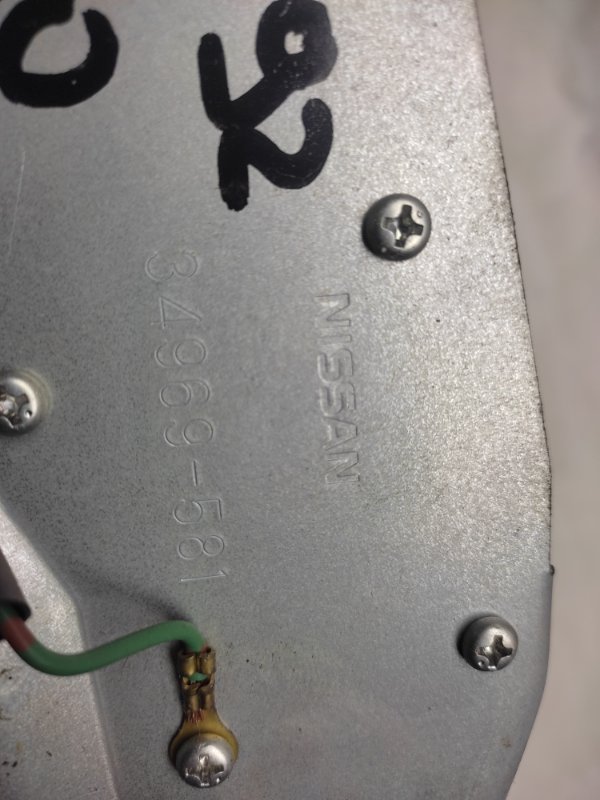 Моторчик стеклоочистителя задний NISSAN MURANO Z50 02-07 Моторчик стеклоочистителя задний NISSAN MURANO Z50 02-07