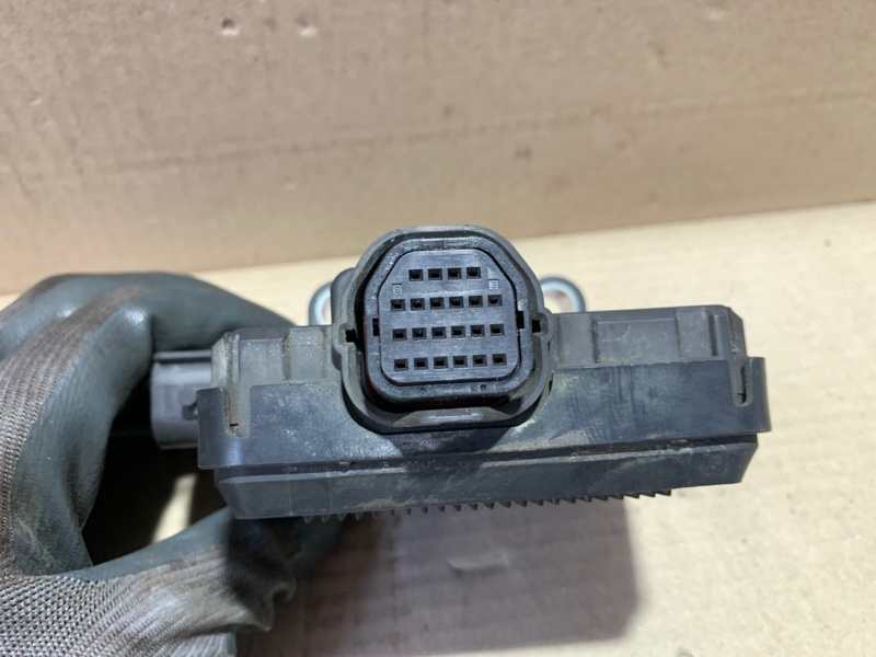 Блок управления АКПП SIENNA 11-16 2015 Минивэн 3.5L 6 Блок управления АКПП SIENNA 11-16 2015 Минивэн 3.5L 6