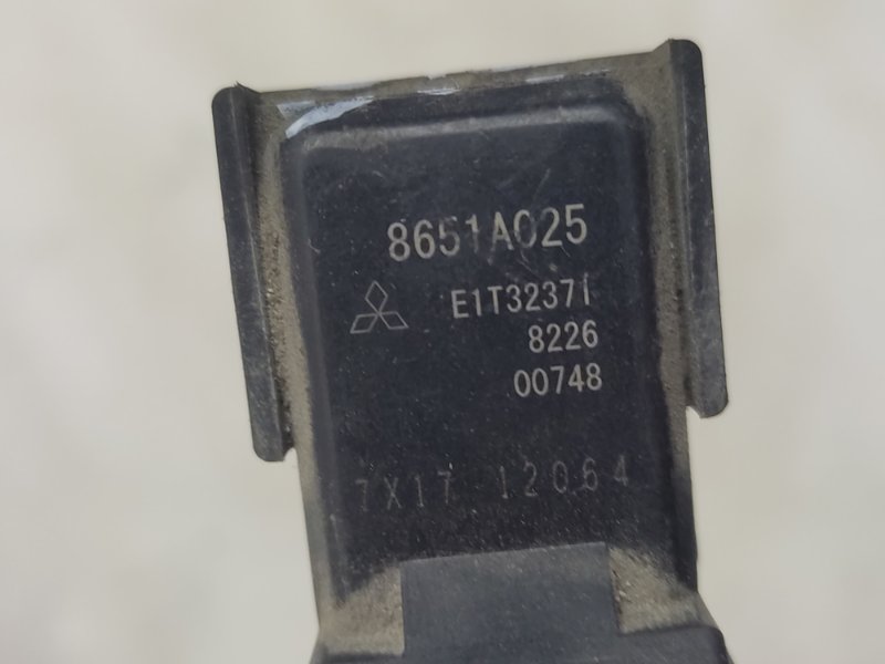 Датчик давления топлива MITSUBISHI GALANT 03-12