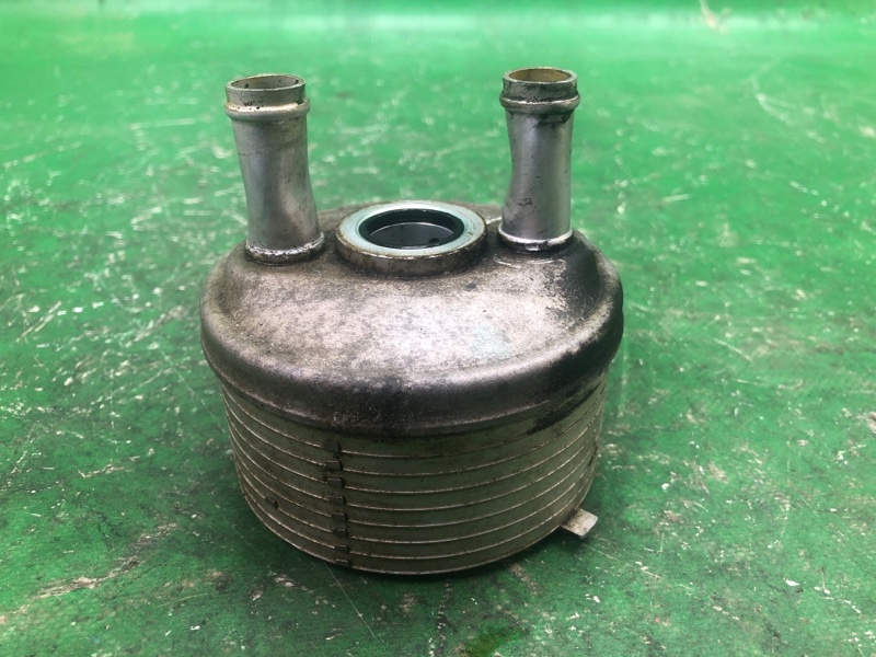 Теплообменник АКПП PASSAT B7 11-15 2012 2.5 CBUA Теплообменник АКПП PASSAT B7 11-15 2012 2.5 CBUA