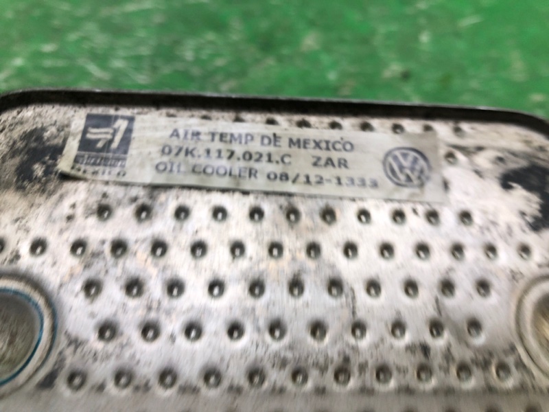 Теплообменник двигателя PASSAT B7 11-15 2012 2.5 CBUA Теплообменник двигателя PASSAT B7 11-15 2012 2.5 CBUA