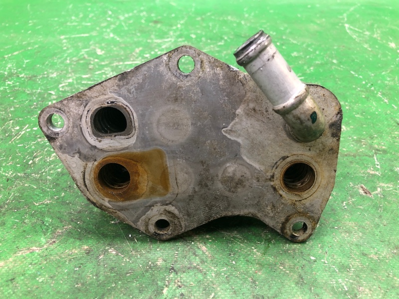 Теплообменник двигателя VOLKSWAGEN PASSAT B7 11-15 2.5 CBUA Теплообменник двигателя VOLKSWAGEN PASSAT B7 11-15 2.5 CBUA