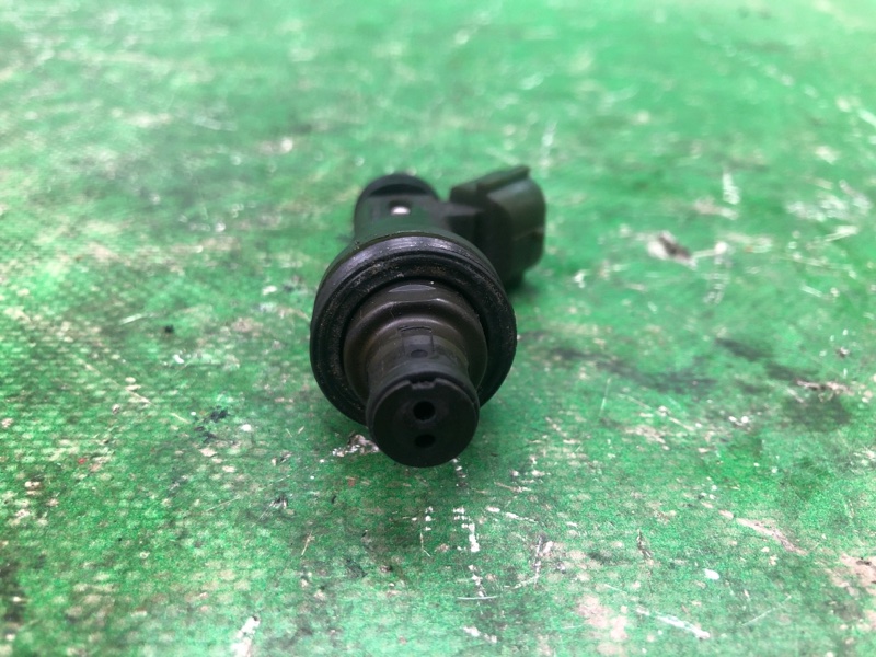 Форсунка топливная ES300 96-01 1998 MCV20 3.0 1MZFE Форсунка топливная ES300 96-01 1998 MCV20 3.0 1MZFE