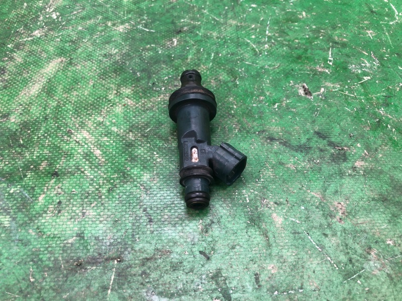 Форсунка топливная LEXUS ES300 96-01 1998 MCV20 3.0 1MZFE 23209-20020 Б/У