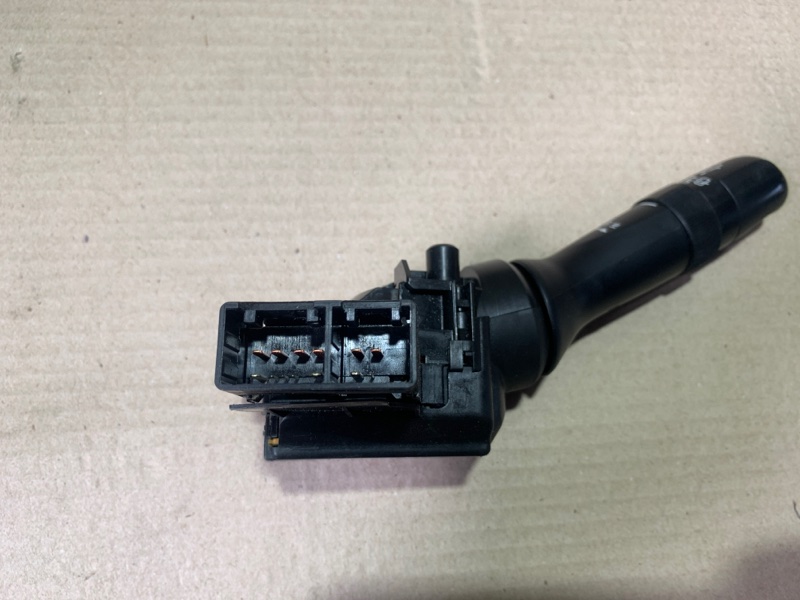 Подрулевой переключатель правый SIENNA 11-16 2015 Минивэн 3.5L 6