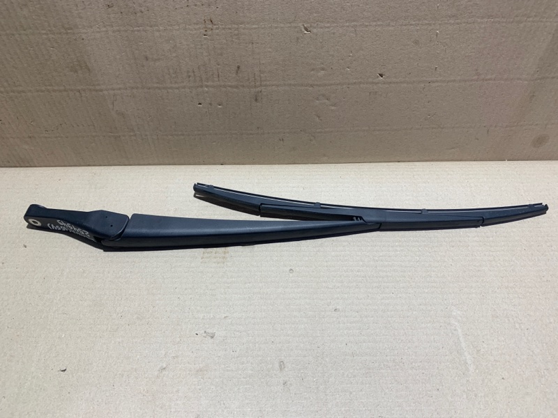 Поводок стеклоочистителя задний SIENNA 11-16 2015 Минивэн 3.5L 6