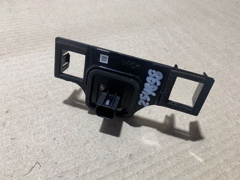 Камера заднего вида TOYOTA SIENNA 11-16 Минивэн 3.5L 6 Камера заднего вида TOYOTA SIENNA 11-16 Минивэн 3.5L 6