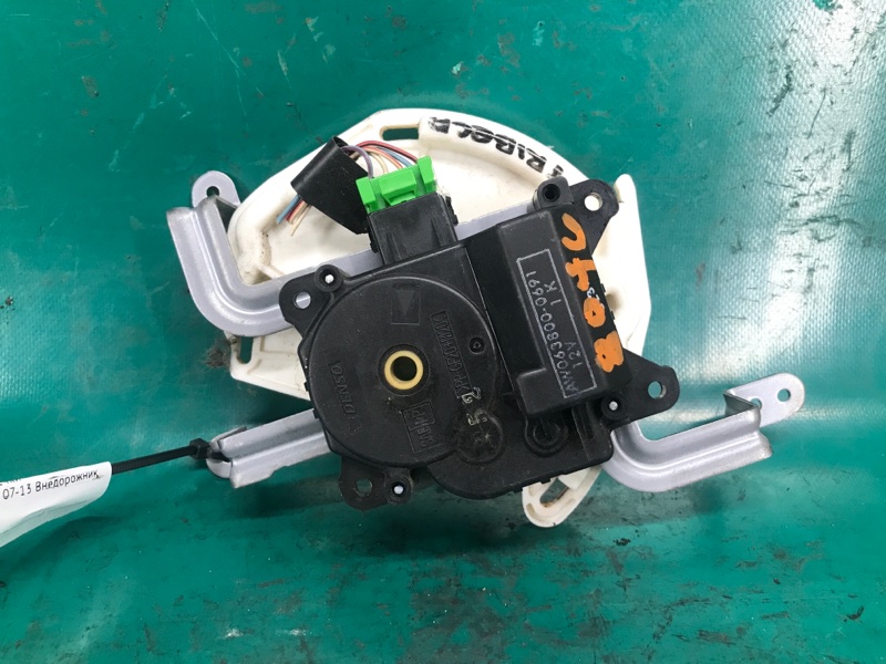 Моторчик заслонки печки SUBARU TRIBECA B10 07-13 Внедорожник 3.6 EZ36 Моторчик заслонки печки SUBARU TRIBECA B10 07-13 Внедорожник 3.6 EZ36