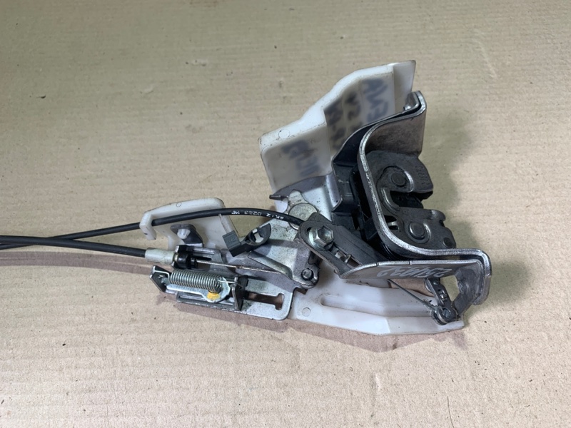 Замок двери боковой задний правый SIENNA 11-16 2015 Минивэн 3.5L 6