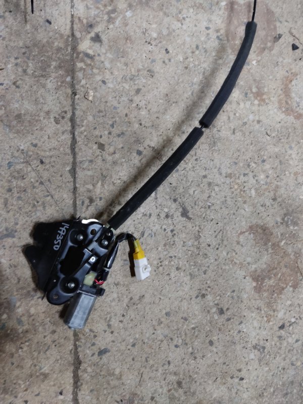 Замок крышки багажника LEXUS GS350 GS300 05-11 2008 Седан 3.5 64650-50020 Б/У