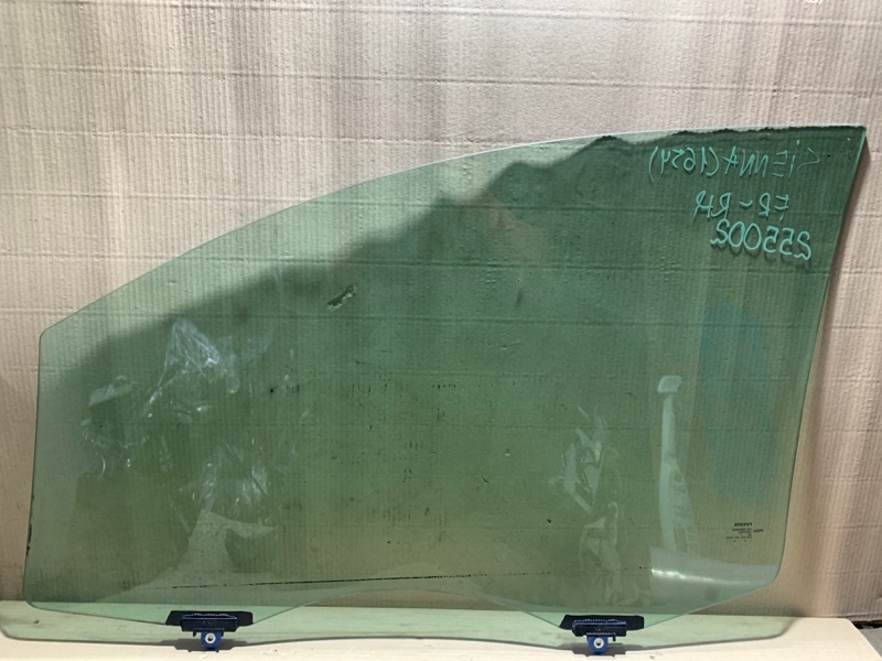 Стекло двери переднее правое SIENNA 11-16 2015 Минивэн 3.5L 6