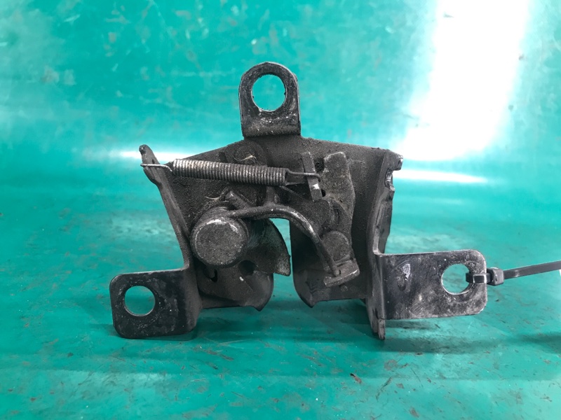 Запчасть замок капота SUBARU TRIBECA B10 07-13 2008 Внедорожник 3.6 EZ36 57310XA00B Б/У Замок капота SUBARU TRIBECA B10 07-13 2008 Внедорожник 3.6 EZ36 57310XA00B Б/У