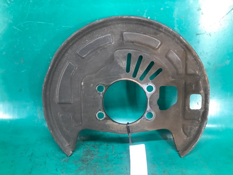 Защита тормозного диска передняя левая SENTRA B17 12-21 2015 Седан 1.8 MRA8DE Защита тормозного диска передняя левая SENTRA B17 12-21 2015 Седан 1.8 MRA8DE