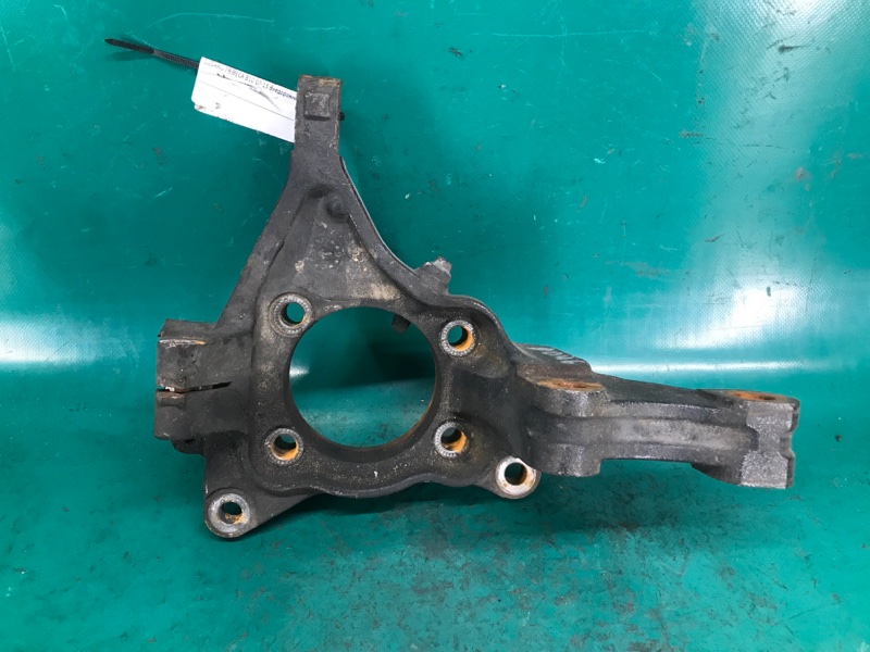 Кулак поворотный передний правый SUBARU TRIBECA B10 07-13 Внедорожник 3.6 EZ36