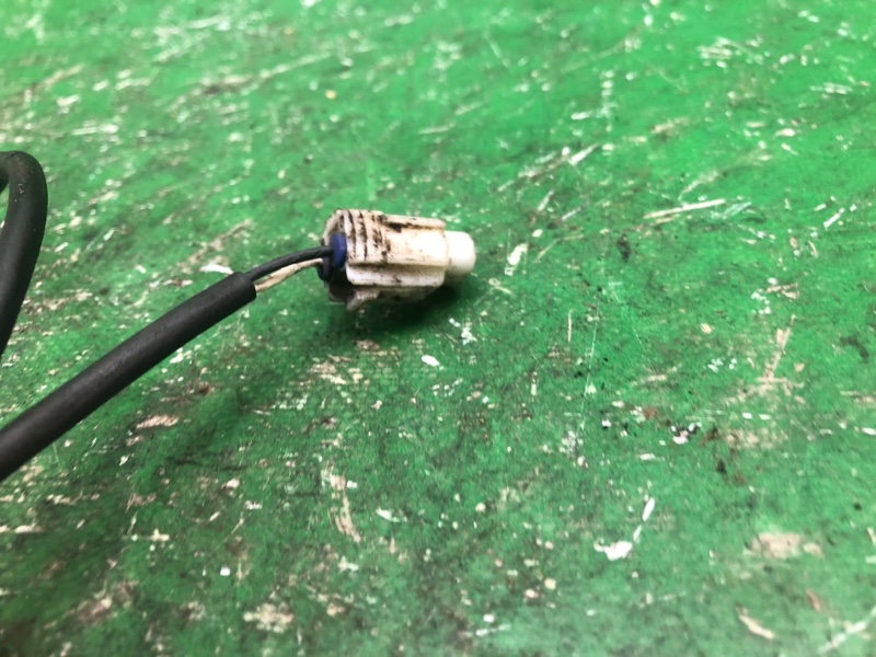 Датчик ABS передний правый TOYOTA SOLARA 03-09 COUPE 2.4 2AZFE