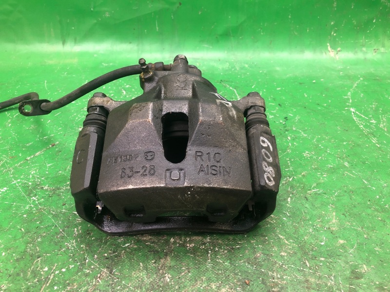 Запчасть суппорт тормозной передний правый TOYOTA SOLARA 03-09 COUPE 2.4 2AZFE 4773008030 Б/У Суппорт тормозной передний правый TOYOTA SOLARA 03-09 COUPE 2.4 2AZFE 4773008030 Б/У