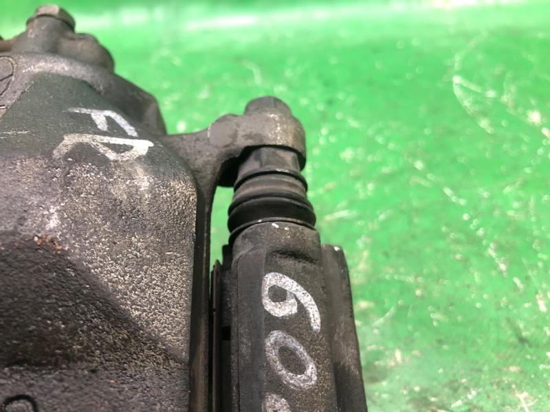 Суппорт тормозной передний правый TOYOTA SOLARA 03-09 COUPE 2.4 2AZFE Суппорт тормозной передний правый TOYOTA SOLARA 03-09 COUPE 2.4 2AZFE