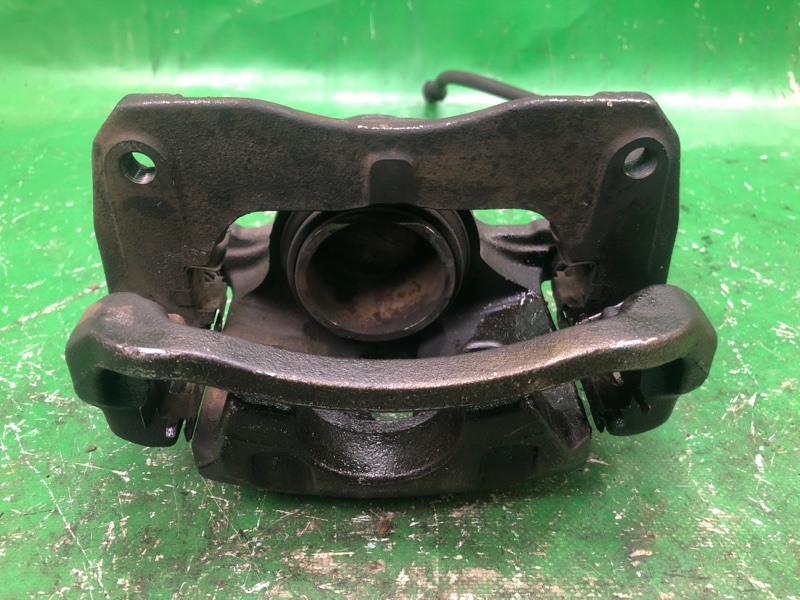 Суппорт тормозной передний правый SOLARA 03-09 COUPE 2.4 2AZFE Суппорт тормозной передний правый SOLARA 03-09 COUPE 2.4 2AZFE