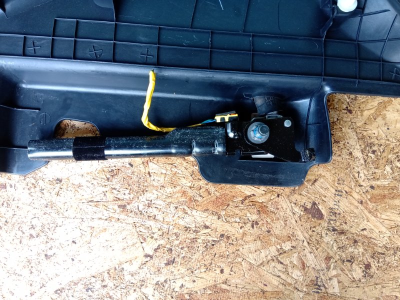 Ремень безопасности левый SONATA YF 10-14 2011 Седан 2.4