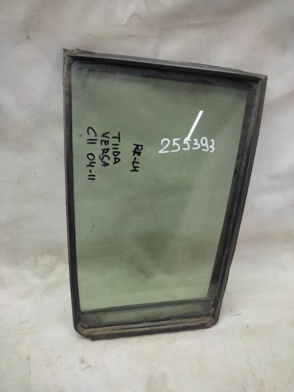 Стекло двери глухое заднее левое NISSAN TIIDA/VERSA C11 04-11 82263-ED00A Б/У