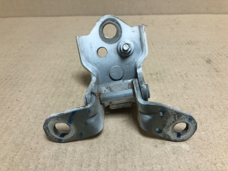 Петля двери верхняя передняя левая FIESTA 08-17 2013 Хэтчбек 1.6 XDEZ Петля двери верхняя передняя левая FIESTA 08-17 2013 Хэтчбек 1.6 XDEZ