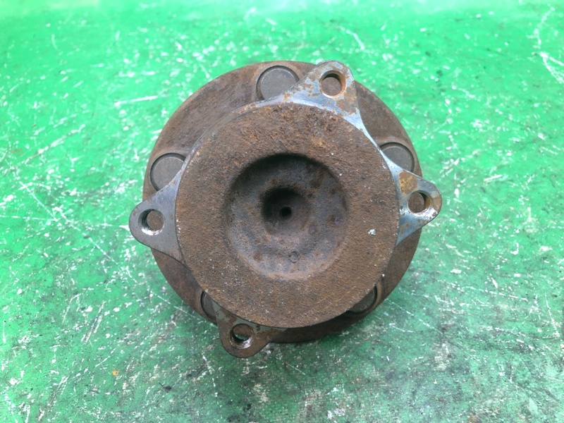 Ступица передняя SUZUKI GRAND VITARA 05-15 Внедорожник 2.7 Ступица передняя SUZUKI GRAND VITARA 05-15 Внедорожник 2.7