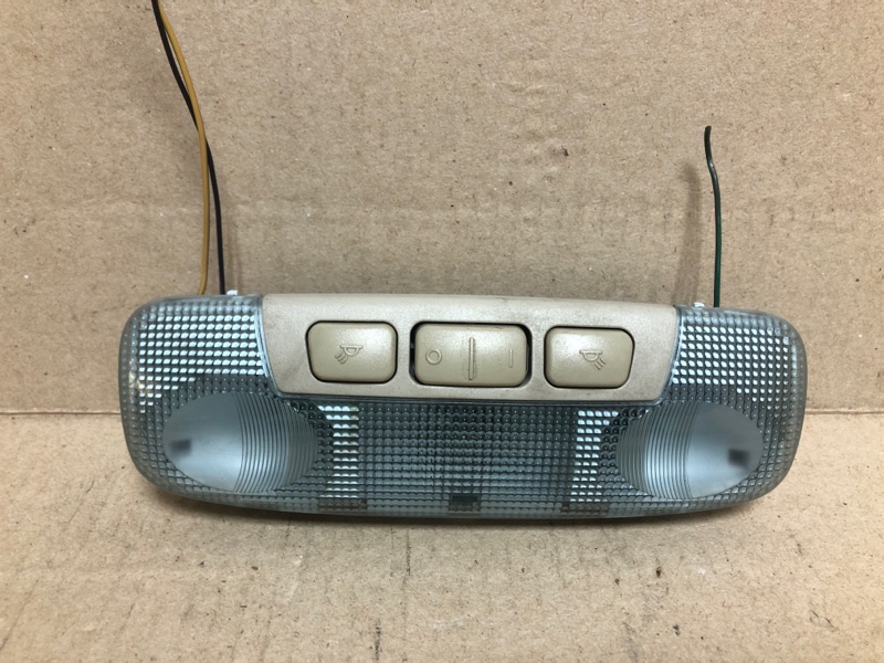 Плафон салона передний FORD FIESTA 08-17 2013 Хэтчбек 1.6 XDEZ 8A6Z-13776-AA Б/У