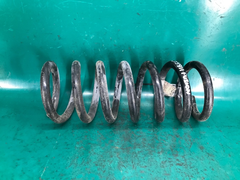 Пружина задней подвески FORD FUSION 14- Седан 2.5