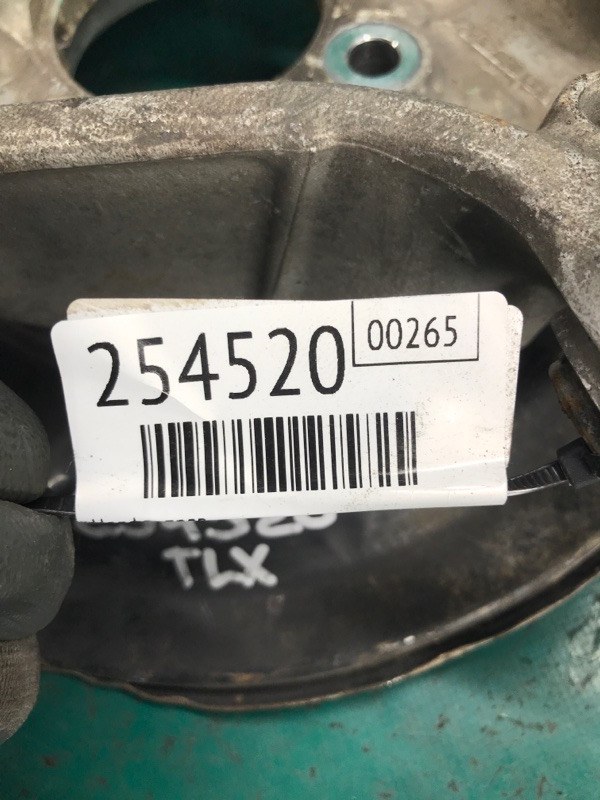 Цапфа правая ACURA TLX 14-17 Седан 3.5 Цапфа правая ACURA TLX 14-17 Седан 3.5