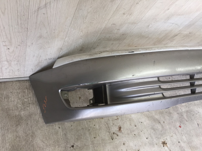 Бампер передний LEXUS ES300 96-01 MCV20 3.0 1MZFE