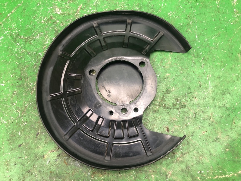 Защита тормозного диска задняя левая EQUINOX 17- 2021 1.5 LYX Защита тормозного диска задняя левая EQUINOX 17- 2021 1.5 LYX