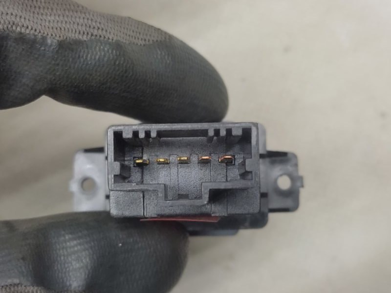 Кнопка закрывания крышки багажника ACURA RDX 12-19 TB3 3.5 J35Z2