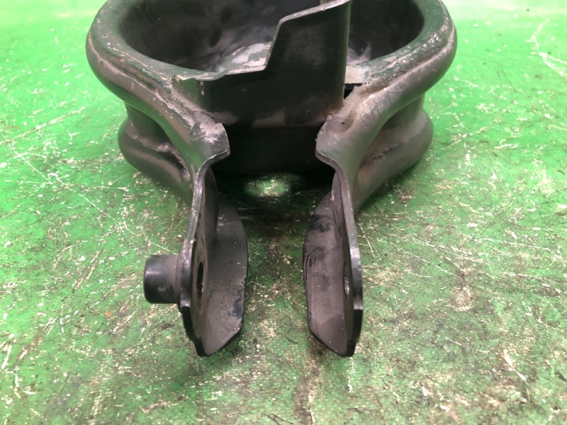 Рычаг задней подвески поперечный нижний левый MDX (YD1) 00-06 2002 Внедорожник 3.5 Рычаг задней подвески поперечный нижний левый MDX (YD1) 00-06 2002 Внедорожник 3.5