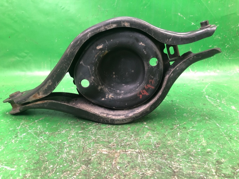 Рычаг задней подвески поперечный нижний левый MDX (YD1) 00-06 2002 Внедорожник 3.5 Рычаг задней подвески поперечный нижний левый MDX (YD1) 00-06 2002 Внедорожник 3.5