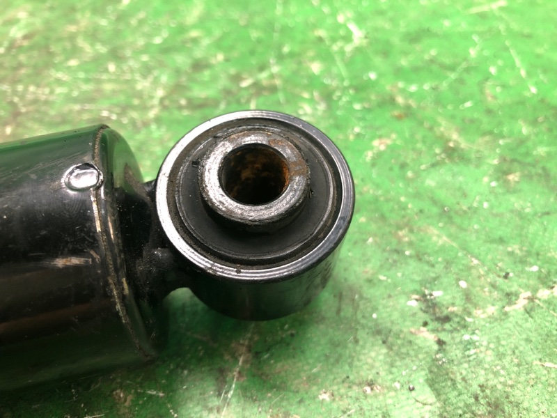 Амортизатор задний ACURA MDX (YD1) 00-06 Внедорожник 3.5