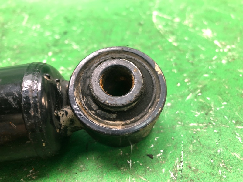 Амортизатор задний ACURA MDX (YD1) 00-06 Внедорожник 3.5