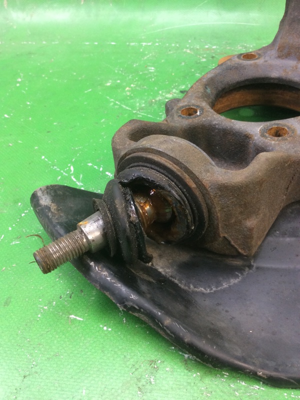 Кулак поворотный передний правый DODGE JOURNEY 08-20 3.6 Кулак поворотный передний правый DODGE JOURNEY 08-20 3.6