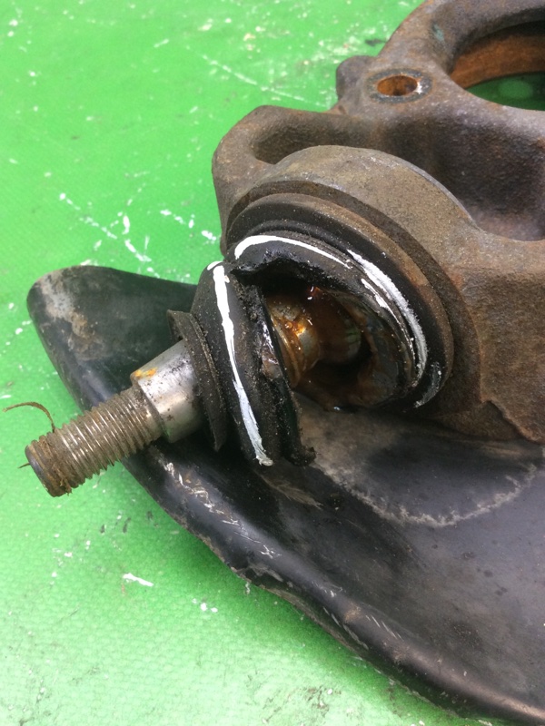 Кулак поворотный передний правый JOURNEY 08-20 3.6 Кулак поворотный передний правый JOURNEY 08-20 3.6