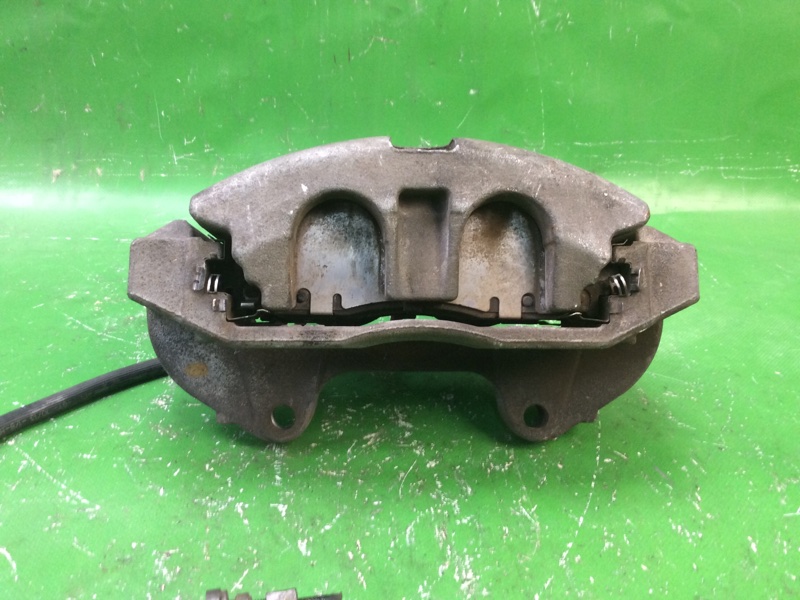 Суппорт тормозной передний правый JOURNEY 08-20 3.6