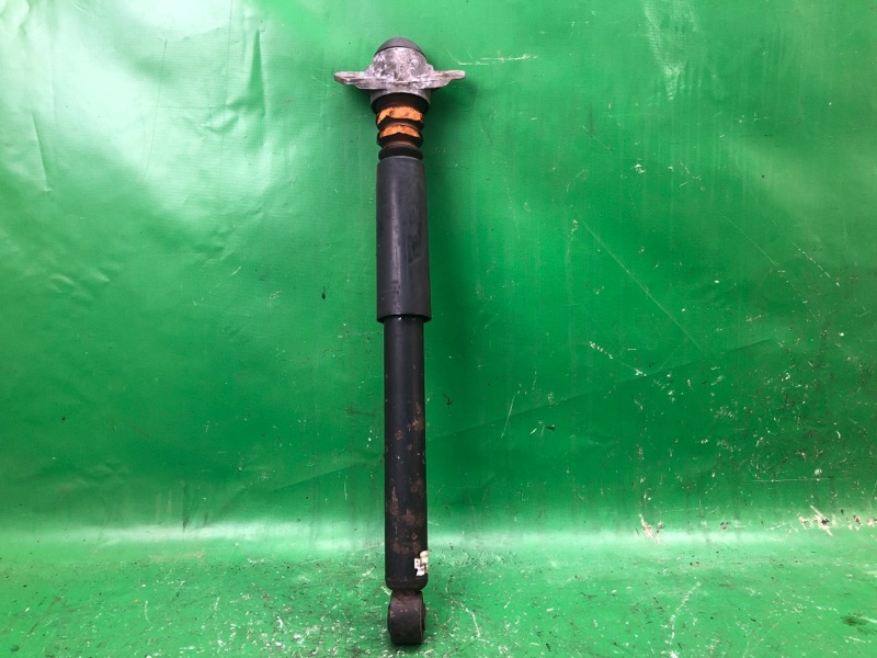 Амортизатор задний VOLKSWAGEN PASSAT B7 11-15 2012 2.5 CBUA 561513049D Б/У