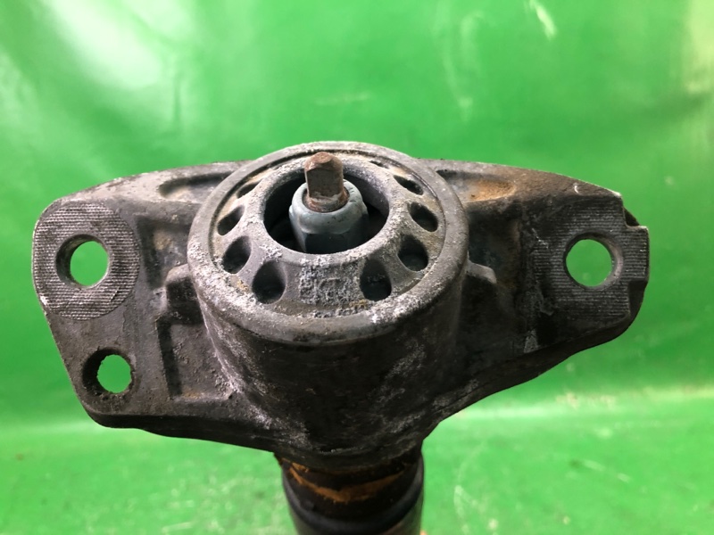 Амортизатор задний PASSAT B7 11-15 2012 2.5 CBUA