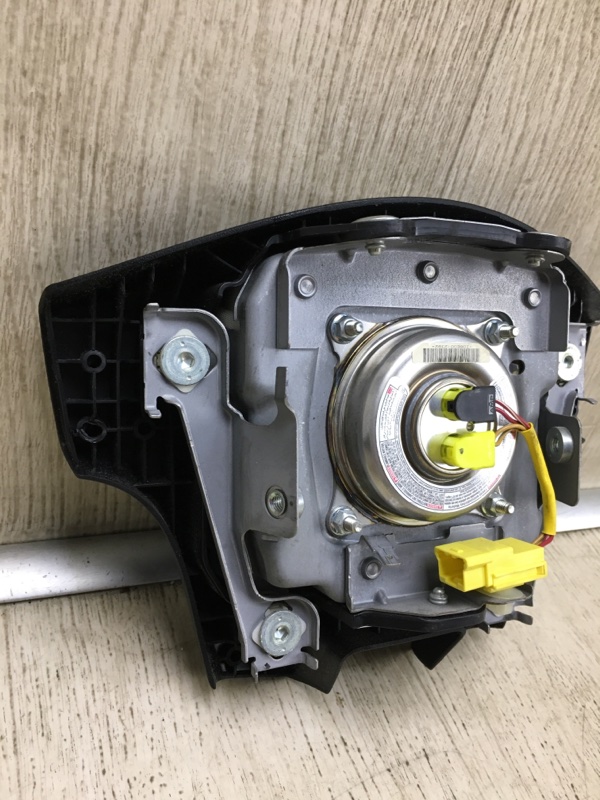 Подушка безопасности в руль GALANT 03-12 2010 Седан 2.4 4G69