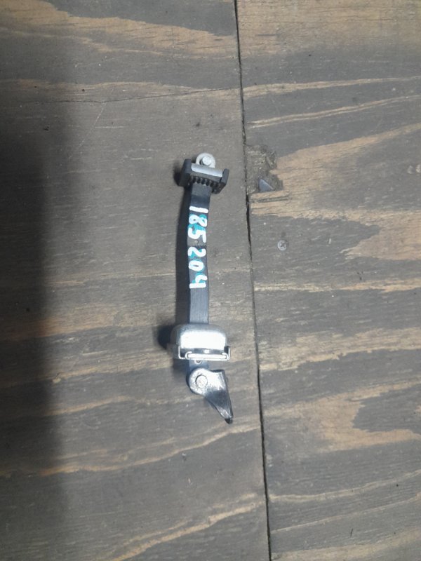 Ограничитель двери задний левый HONDA ACCORD CR 13-18 2013 Седан 2.4 72880-T2F-A01 Б/У