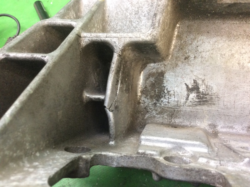 Кронштейн опоры двигателя левый NV200 USA 13- 2017 M20X 2.0 MR20DE